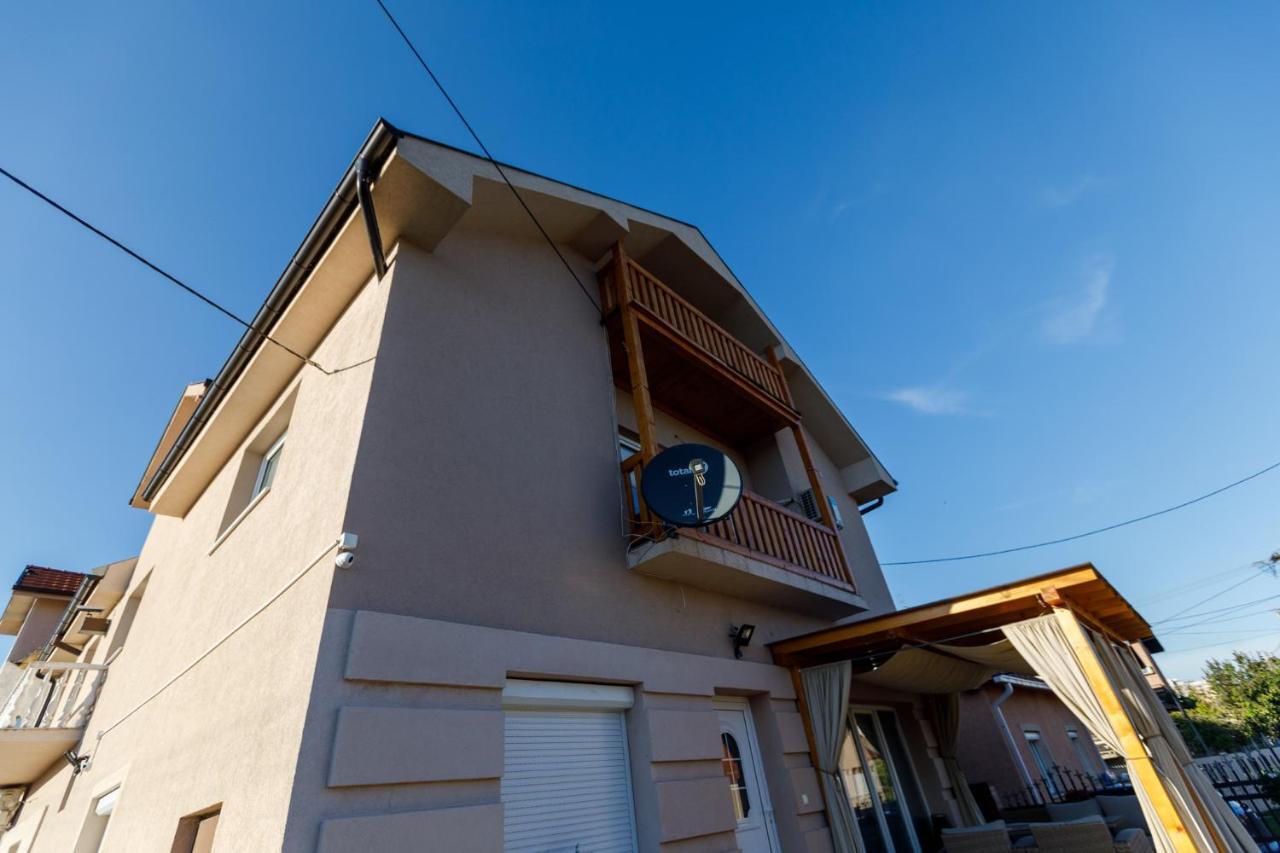 Kristall Apartments Šabac Exterior foto